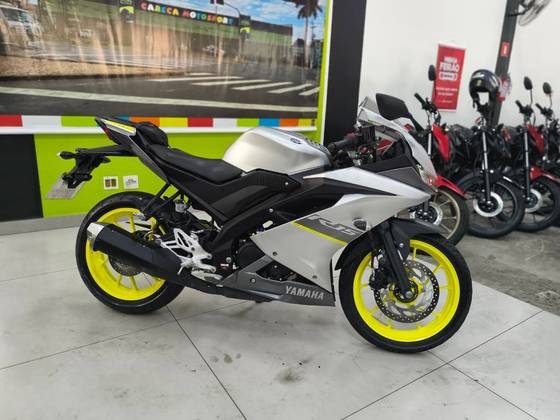 YAMAHA YZF R15 YAMAHA YZF R15